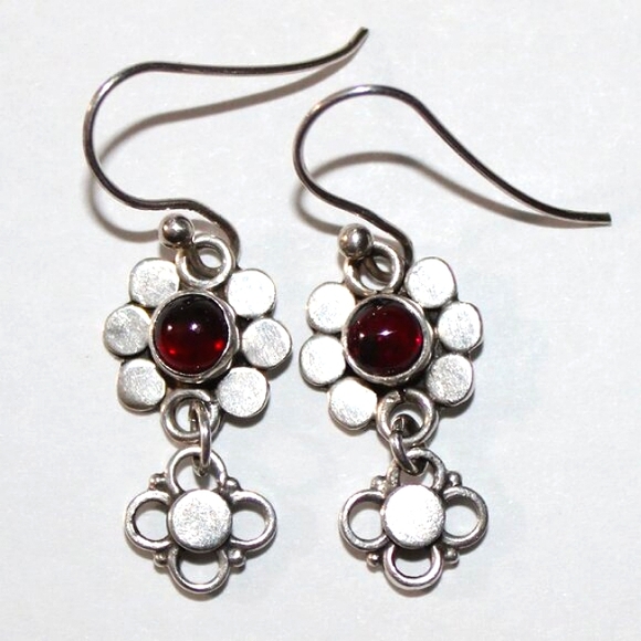 Sterling Silver Garnet Daisy Earrings - Picture 1 of 5
